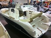 B2 MARINE CAP FERRET 650 OPEN