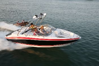 FOUR WINNS HORIZON 210